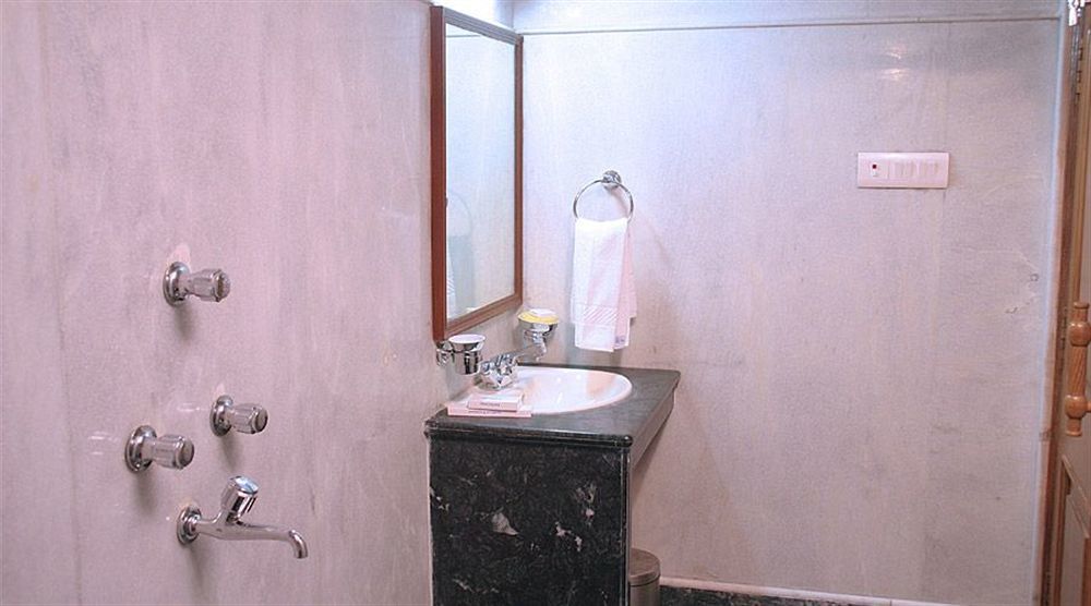 Fabhotel Panasia International Kalkuta Zewnętrze zdjęcie